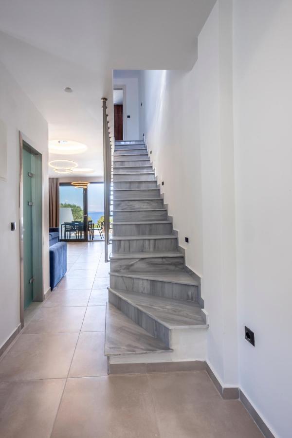 Villas Kaiafa “Ismini” ポリフロノ エクステリア 写真