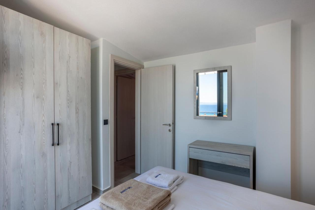 Villas Kaiafa “Ismini” ポリフロノ エクステリア 写真