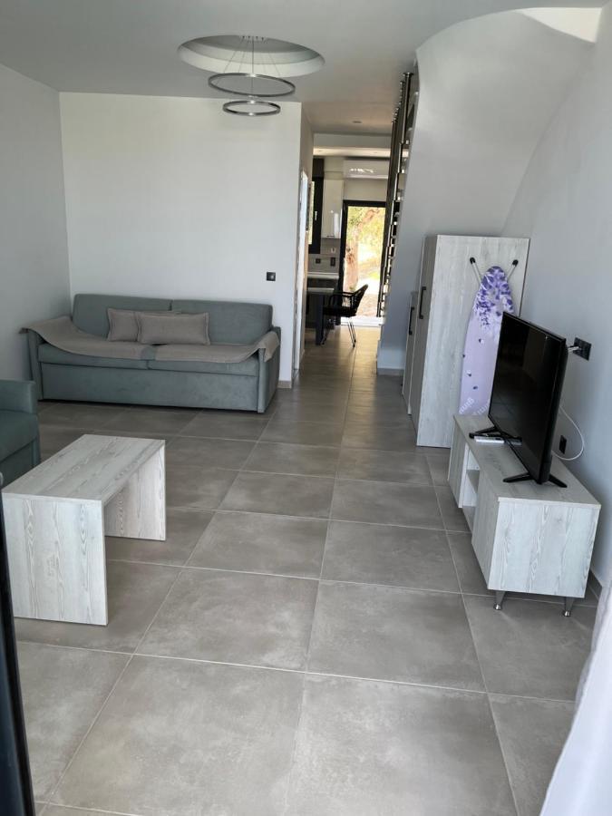 Villas Kaiafa “Ismini” ポリフロノ エクステリア 写真